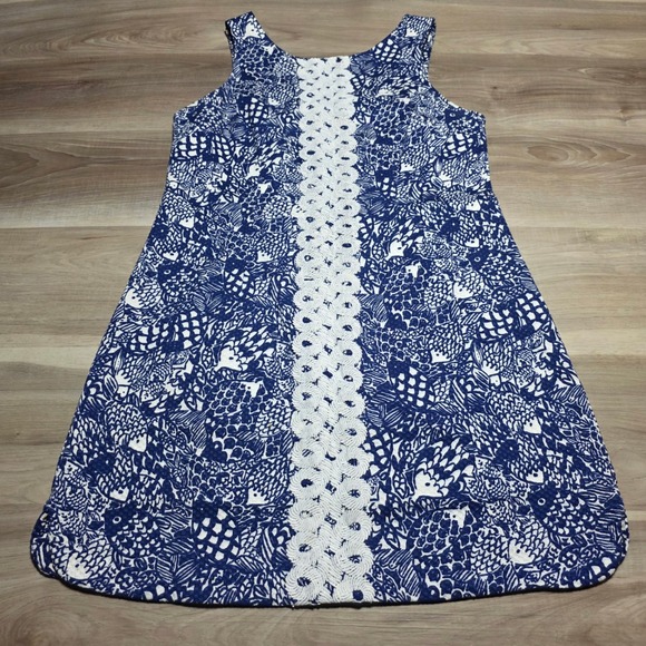 Lilly Pulitzer Dresses & Skirts - Lilly Pulitzer Shift Dress Women 8 Blue White Fish Print Crochet Lace Nautical